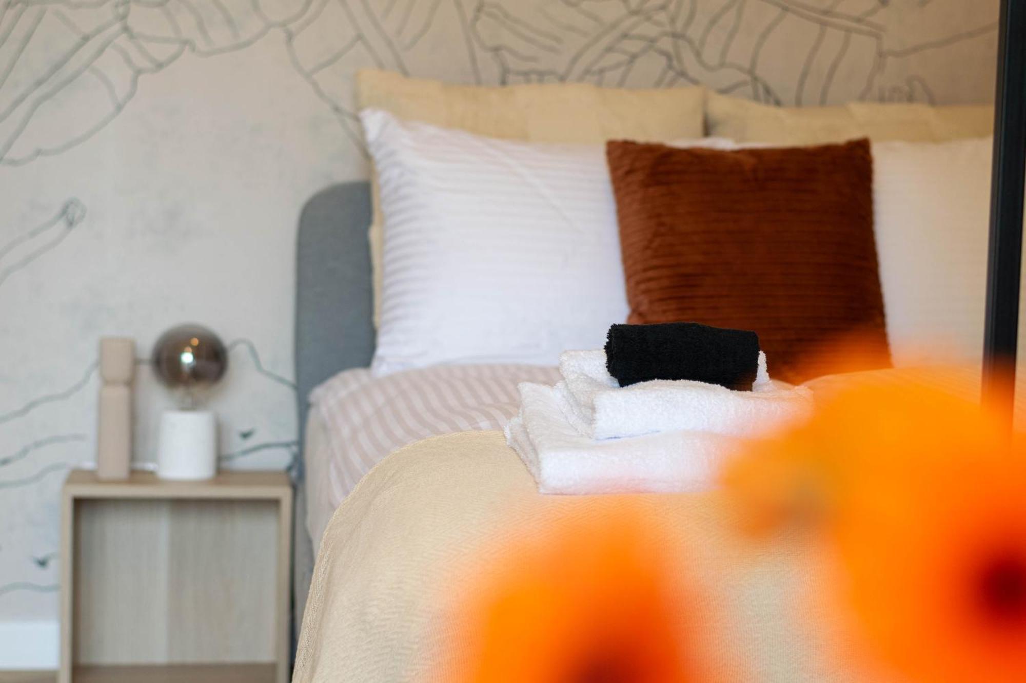 Апартаменты Good Mood Francuska Retreat - Free Parking - Self Check-In Катовице Экстерьер фото